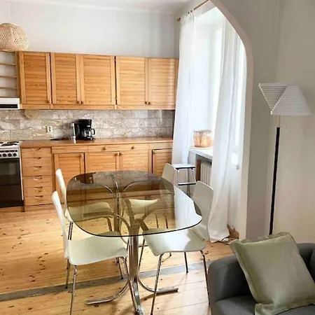 Ullanlinna Big In The Heart Of