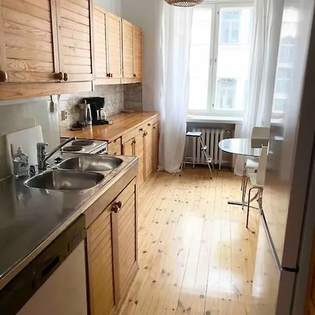 Ullanlinna Big In The Heart Of 赫尔辛基